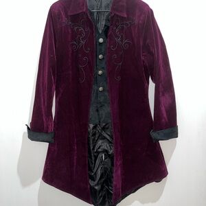 Luxurious Long Goth Velvet Women's Blazer in Deep Purple M
